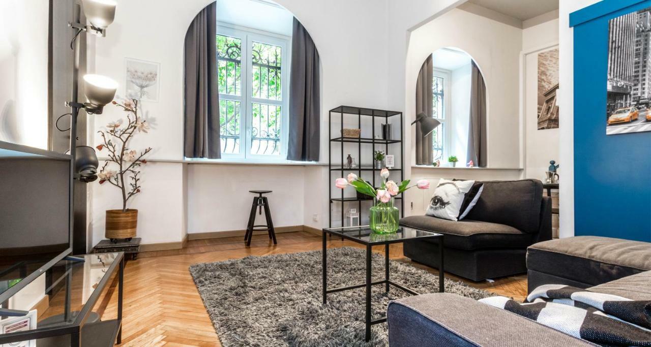 Hintown Castle Mansion Leilighet Milano Eksteriør bilde